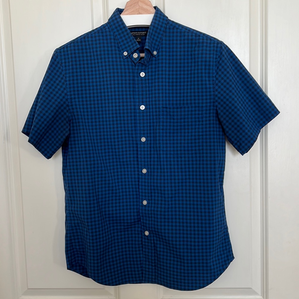 Banana Republic Tech stretch cotton short sleeve button up